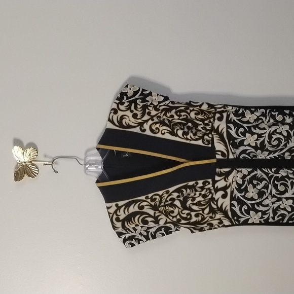 Nicole Miller Collection V Neck Elegant Black & Gold Abstract Floral Dress - Picture 2 of 16